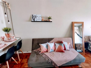 Loft Contemporâneo Centro de São Leopoldo com Wi-Fi